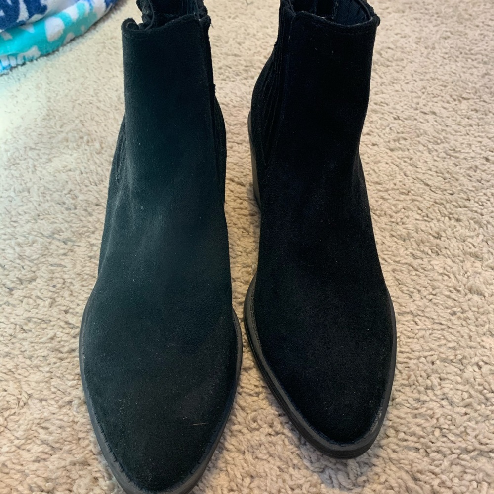black booties
